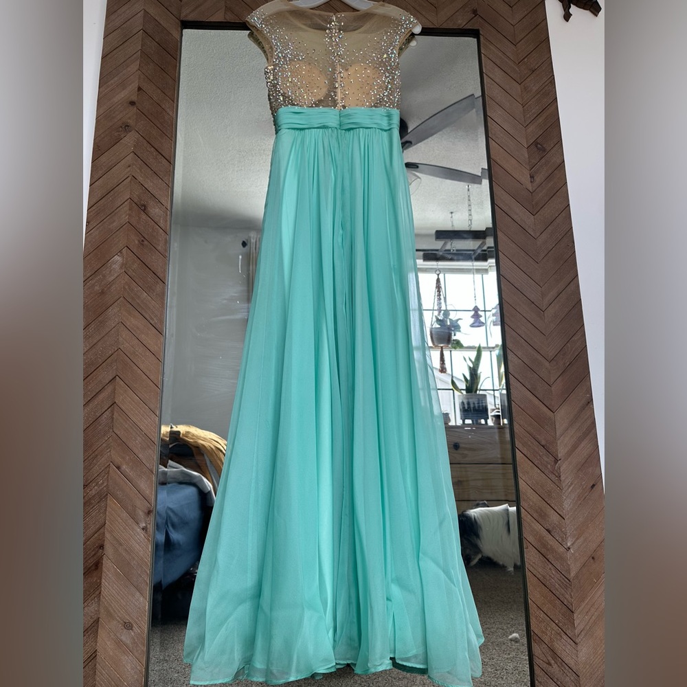 Prom Dress - Picture 2 of 7